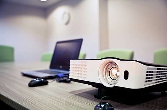 Best Projector Under 150