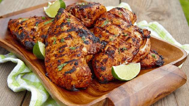 How long to cook chicken breast in an air fryer